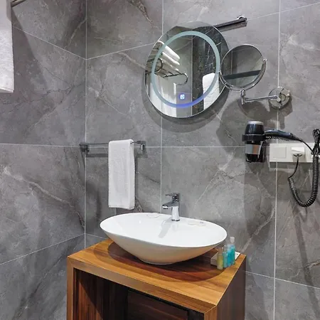 Silver Hotel 4*